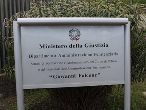 Definizione delle piante organiche di sede - Scuole di Formazione ed Aggiornamento ed Istituti d'Istruzione