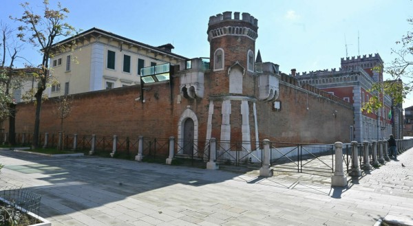 A Venezia il 56esimo suicidio, la strage continua - Comunicato stampa