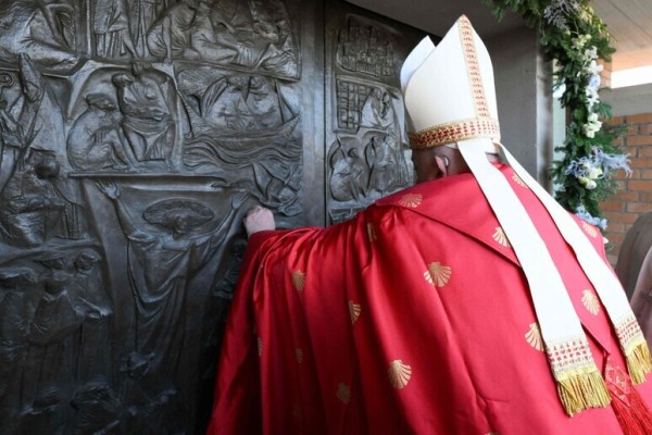 Radio 3: Tutta la città ne parla - Aperta la Porta Santa a Rebibbia - L'intervento della UIL