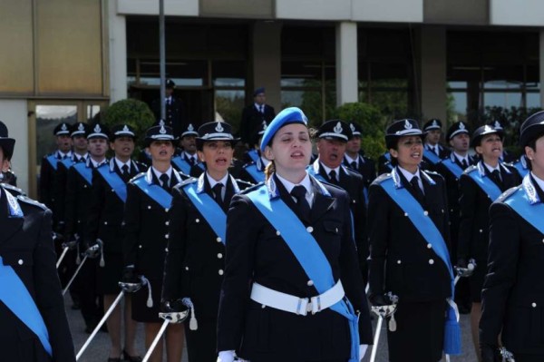 Procedura di interpello rivolta ai funzionari del Corpo di Polizia Penitenziaria con la qualifica di dirigenti e dirigenti aggiunti, per il conferimento delle funzioni di Comandante di reparto presso istituti penitenziari di primo e secondo livello