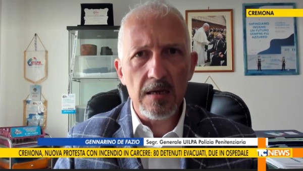 Cremona, nuova protesta con incendio in carcere: 80 detenuti evacuati, due in ospedale